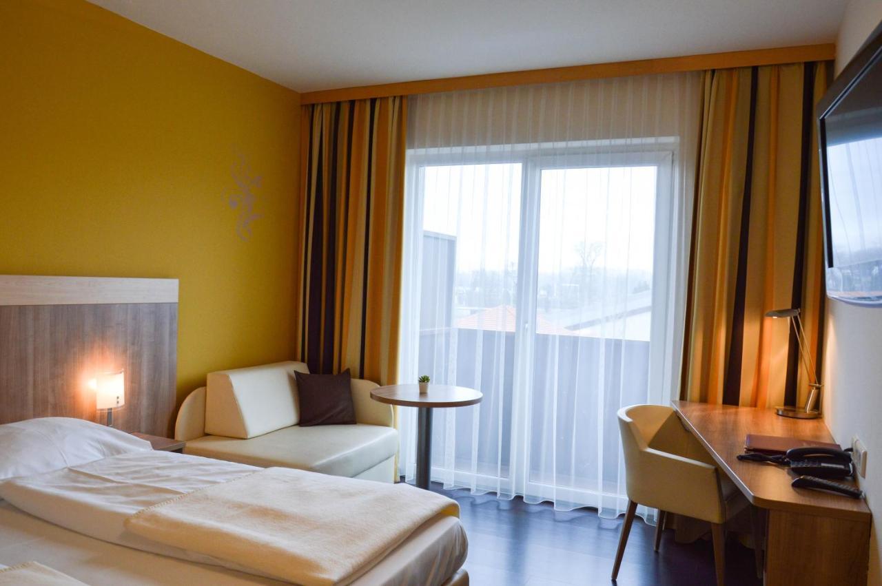 Hotel Roemerhof Tulln An Der Donau Exterior foto