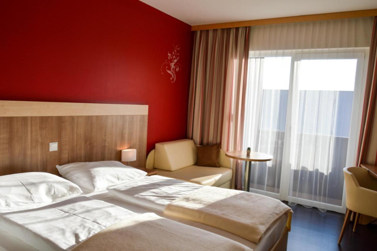 Hotel Roemerhof Tulln An Der Donau Exterior foto
